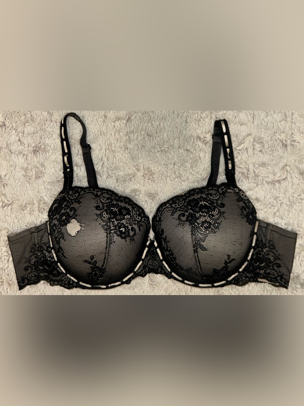 Two Torrid Bras - Picture 5 of 7